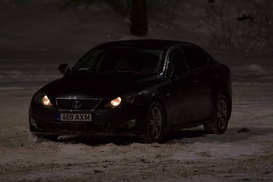 Lexus is250 luxury AT 2006 (4 foto / 10)