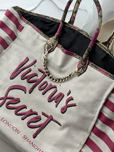Victoria Secret rannakott (3 foto / 4)