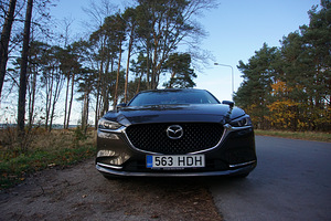 Mazda 6 2019 (3 foto / 10)