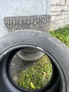 Nokian Tyres talverehvid 205/55/16 (2 foto / 6)