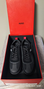 Hugo Boss (2 фото из 5)