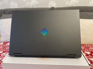 BRON Sülearvuti HP OMEN 15 Ryzen7 16GB RTX3070 144Hz (4 foto / 7)