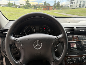 Mercedes-Benz C 180 KOMPRESSOR 105kW (8 foto / 15)