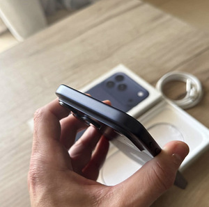 Müüa iPhone 17 Pro Deep Blue 256GB – ideaalne seisukord (3 foto / 10)