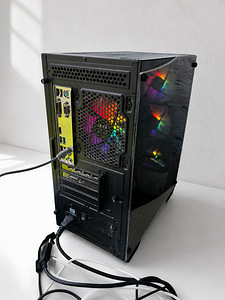 Mänguarvu | i7-8700 | GTX 1080 Ti 11GB | 16GB RAM | 512GB SS (2 foto / 2)