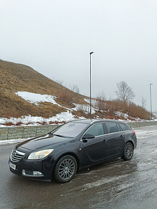 Opel insignia (3 foto / 8)