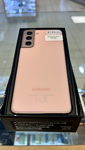 Samsung Galaxy S21 5G 8/128GB в очень хорошем рабочем состоянии