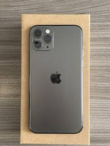 iPhone 11 Pro Max 256GB Grey Heas seissukorras (aku 100%) (1 foto / 2)