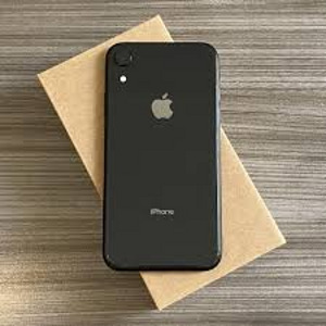 iPhone XR 64GB Black heas seissukorras (1 foto / 2)