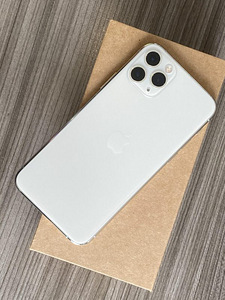 iPhone 11 Pro 256GB silver heas seissukorraas (1 foto / 1)