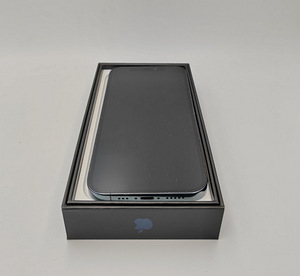 iPhone 12 Pro Max 128GB Blue väga heas seissukorras (2 foto / 2)