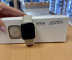 Apple Watch 8 45Mm LTE Silver heas seissukorras (1 foto / 1)