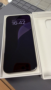 Apple iPhone 15 Pro Max 256Gb Natural Titanium (2 foto / 5)