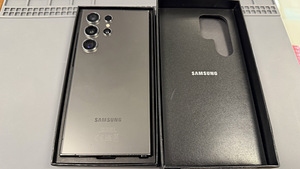Samsung Galaxy S24 Ultra 12/256Gb Grey v heas korras (1 foto / 4)