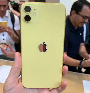 iPhone 11 64Gb Yellow heas korras (2 foto / 2)