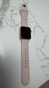 Apple Watch 3 38Mm GPS Rose v heas korras (1 foto / 3)