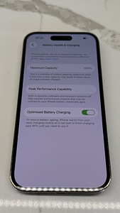 Apple iPhone 14 Pro 256Gb Gold v heas korras (2 foto / 6)