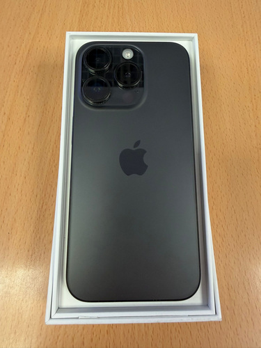 iPhone 15 Pro 128Gb Titanium Black в очень хорошем состоянии