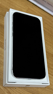 Apple iPhone Air 256Gb Cloud White как новый (2 фото из 4)