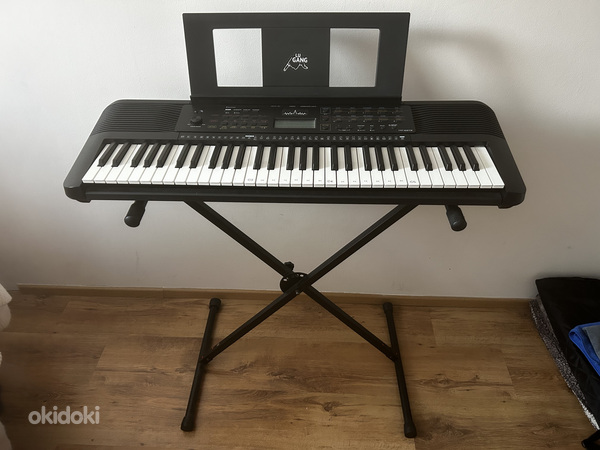 Yamaha PSR-E273