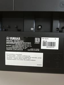 Yamaha PSR-E273 (6 foto / 6)