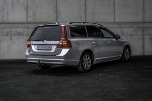 Аренда автомобиля - Volvo V70 (2 фото из 3)