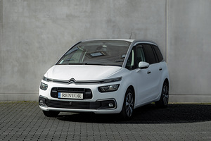 RENAULT ESPACE INITIALE Аренда автомобиля (2 фото из 9)