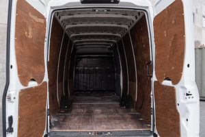 Iveco Daily / VW Crafter kaubiku rent kaubikurent autorent (8 foto / 10)