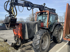 Traktor VALTRA 8050-4 (3 foto / 6)