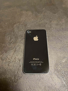 Müüa iPhone 4S (5 foto / 5)