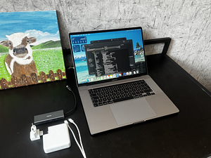 MacBook Pro 16” (2019) – i9 / 32GB RAM / 1TB SSD (3 foto / 6)