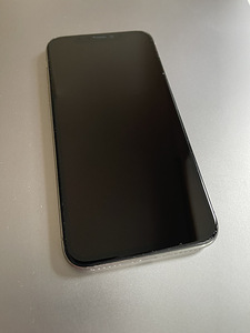 iPhone X 64GB Silver (1 foto / 4)