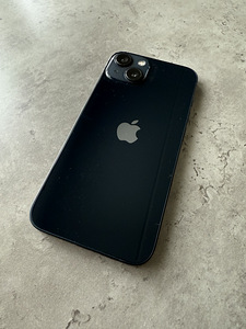 iPhone 13 128GB Black (1 foto / 4)