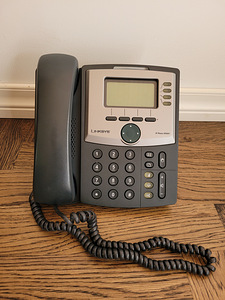 Lauatelefon Linksys SPA941 (1 foto / 2)