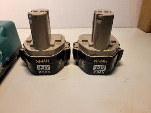 Makita akutrellid 12V 10€ tk (4 foto / 4)