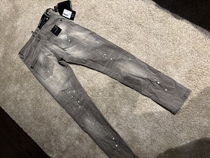 Dsquared2 Jeans (2 foto / 3)