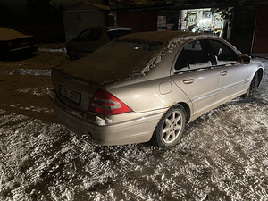 Mercedes-Benz C200 120kw kompressor ATM (2 foto / 5)