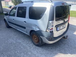 Dacia Logan 1.6 77kw, ÜV 07.24 (4 foto / 5)