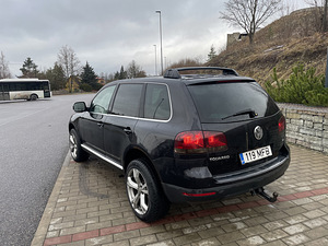 Volkswagen Touareg 2.5tdi atm ÜV 07.26 (4 foto / 5)