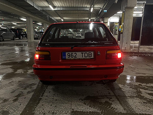 Toyota Corolla 1991 1.3l 55kW (10 foto / 10)