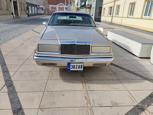Chrysler New Yorker Fifth Avenue (3 foto / 11)