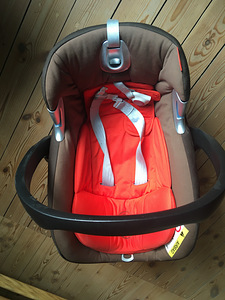 Cybex aton Q turvatool koos isofixiga (3 foto / 4)