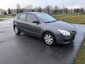 Hyundai i30 1.4 80kW (2 foto / 7)