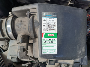 Volvo S80 2,4 120kW (8 foto / 15)