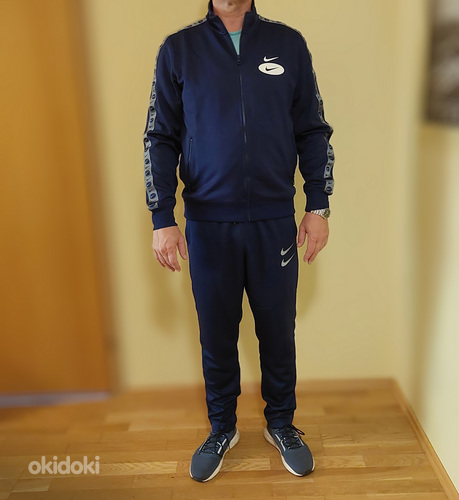 Müüa meeste xl suuruses tumesinine NIKE dress