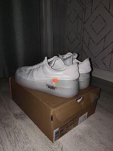 Nike Air Force 1 Low Off-White "The Ten" (4 фото из 10)