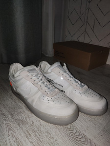 Nike Air Force 1 Low Off-White "The Ten" (5 фото из 10)