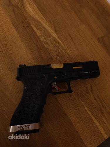 Продам страйкбольный пистолет Glock 17. (фото #1)