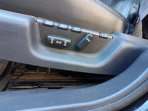 Volvo v70 2.4d 120kw (7 foto / 10)