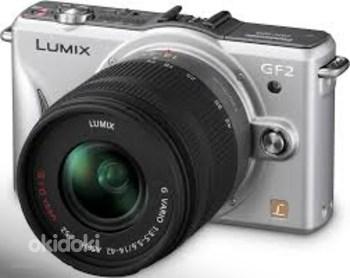 Panasonic Lumix DMC-GF2 G Vario 14-42mm f/3.5-5.6 (foto #1)